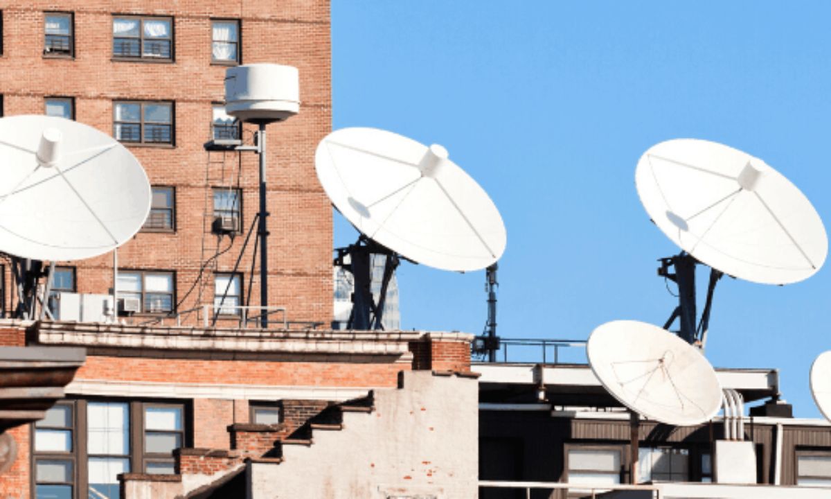 Antenas Colectivas vs. Antenas Individuales en Comunidades de Propietarios